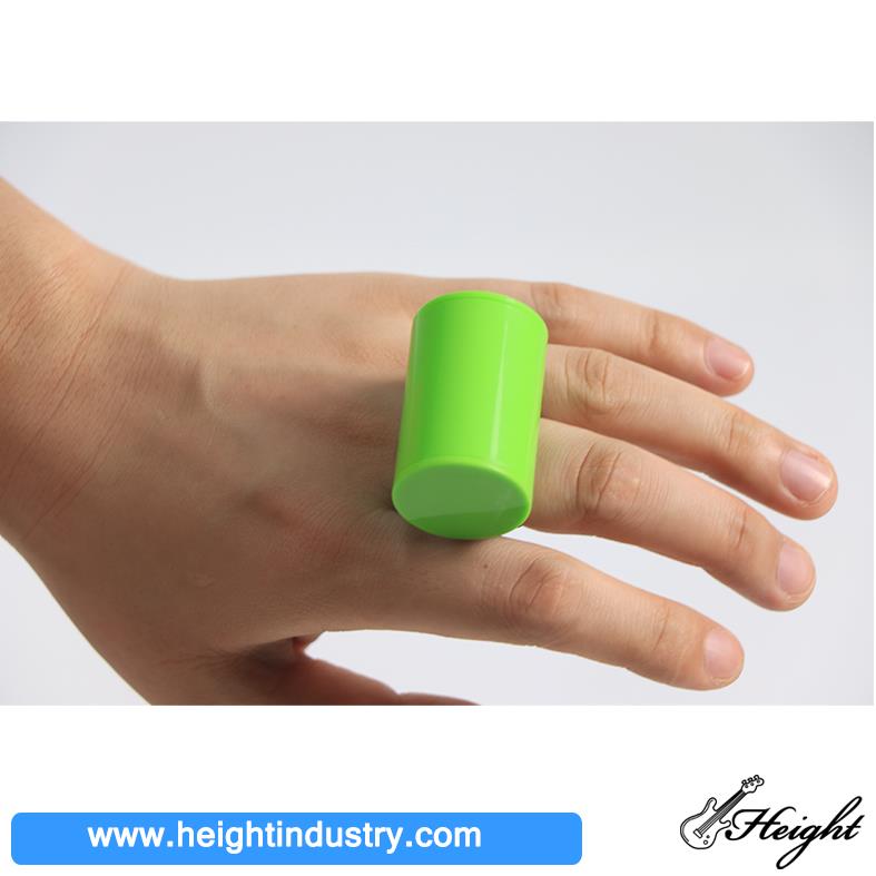 UKTM01-GN ukulele small finger shaker 4